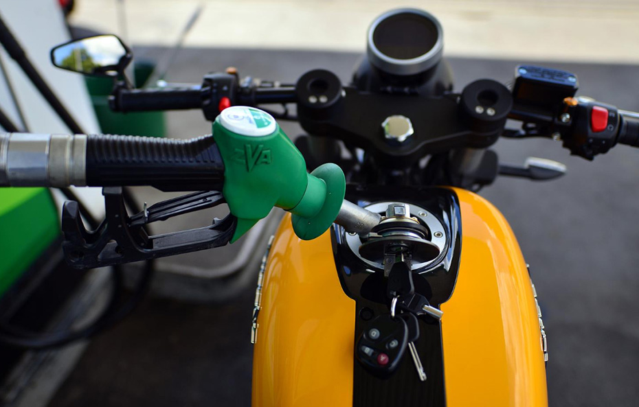 Mettre fin à l’exclusion des motards du Superéthanol-E85 !